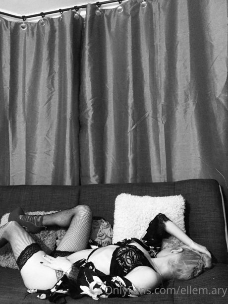 Ellem Ary beautiful actress pictures