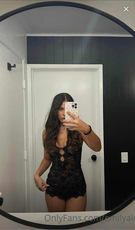 Emily Alexander nude actress images