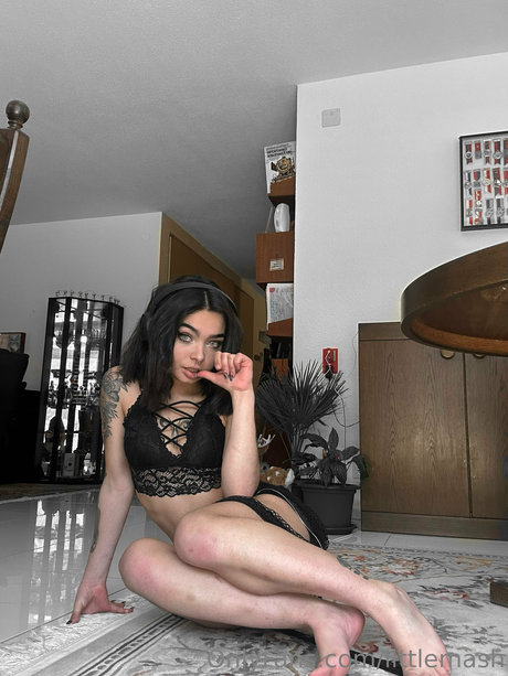 Littlemash Masha Beffa hot actress pictures