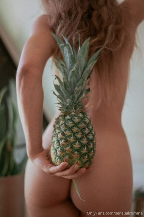 Sensualvibesss model hd photos