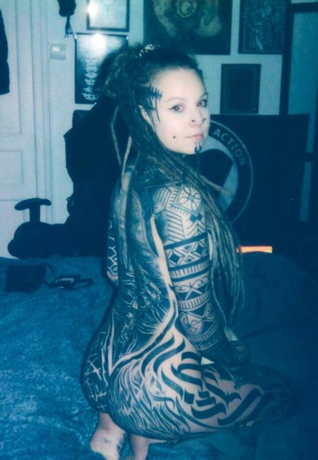 zopferl erotic actress img