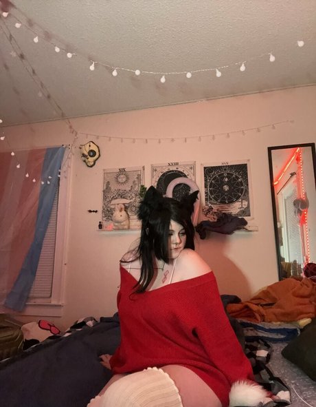 zomcel art actress image