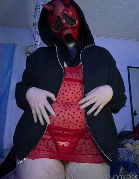 zomcel star hot photos