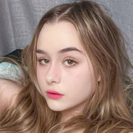 zoeyusofree nudes model img