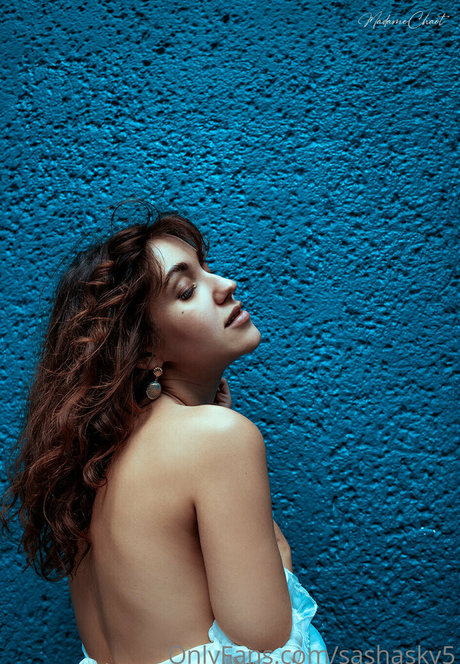 Annie Opium pornstar adult photo