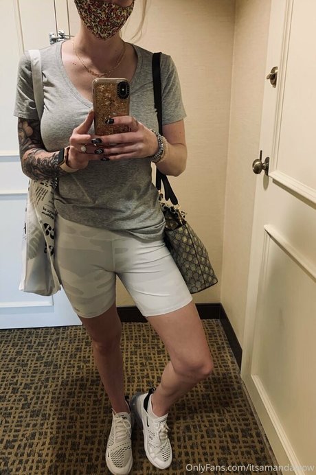 Goddess Amanda model art photos