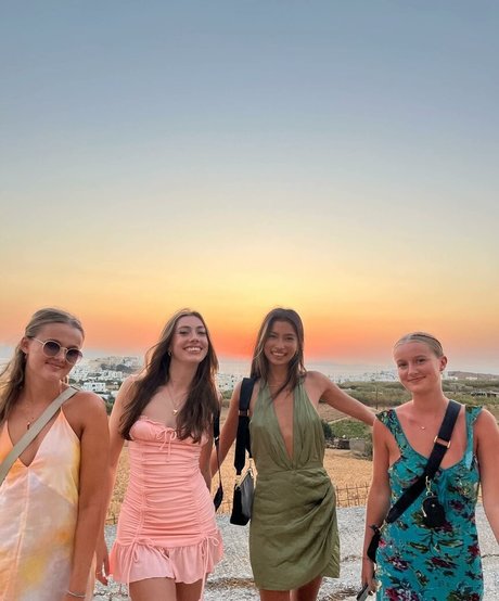 zoey cks sexy pornstar pictures