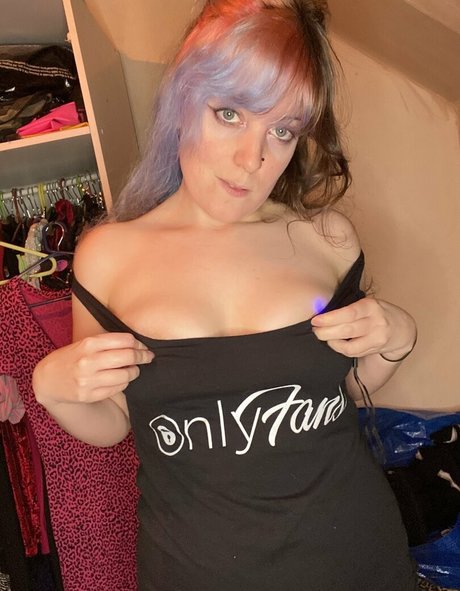 zombieciz naked pornstar photo