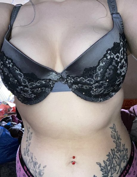 zombieciz pornstar nude archive