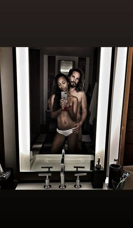 Zoe Saldana free model photos