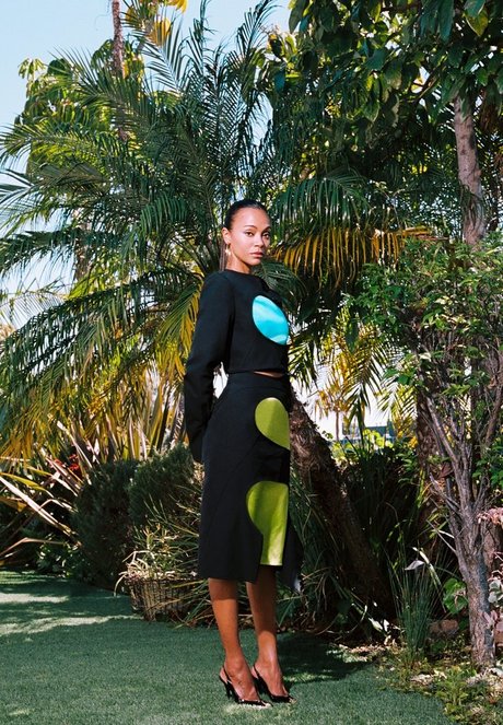 Zoe Saldana xxx pornstar galleries