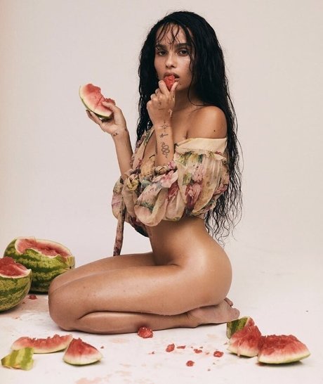 Zoe Kravitz adult model images