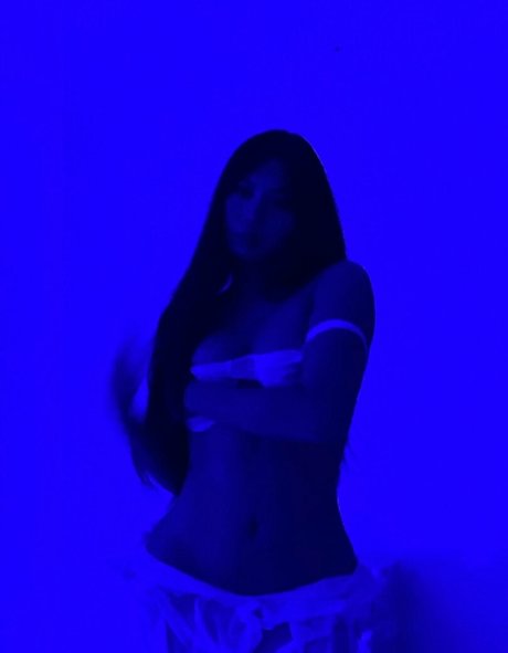 _estherng hd model images