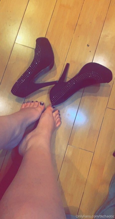 tkchaotic erotic actress photos