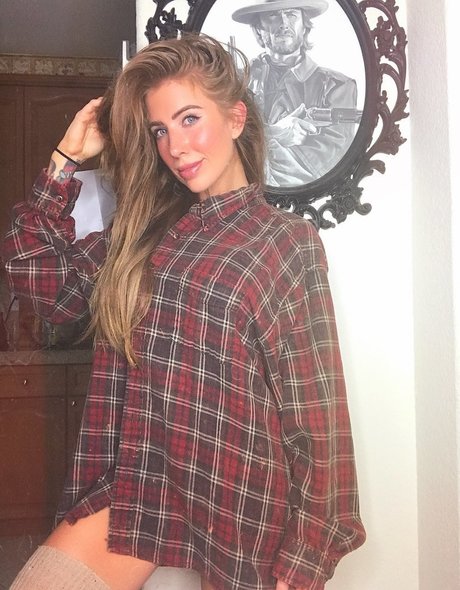 Coconut Kitty art pornstar image