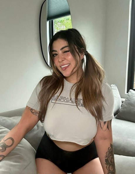 ashlynniswrong star best image