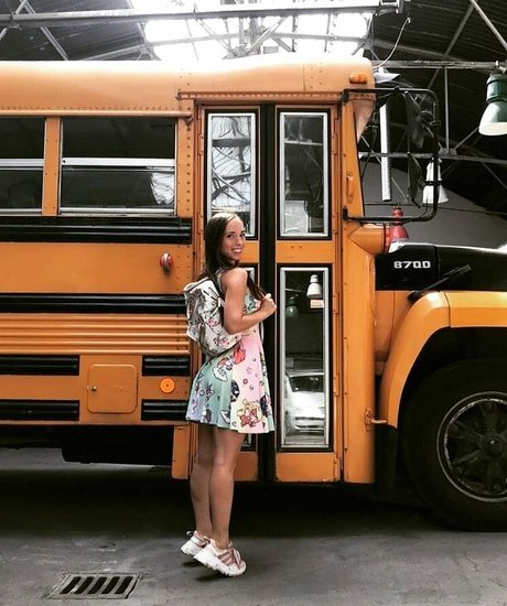 Nina love1 free actress photo