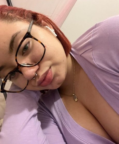 Sesy Dadoll star pretty pics