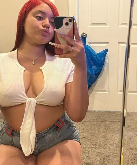 Sesy Dadoll pornstar naked img