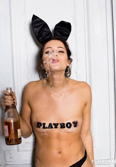 Nicole Mieth star hot images