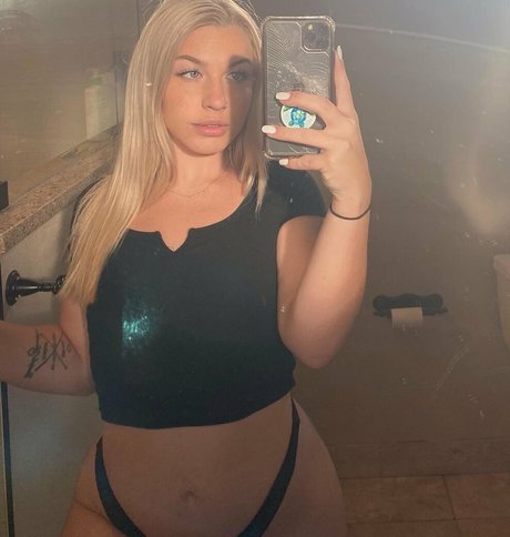 therussianbarbie star hot picture