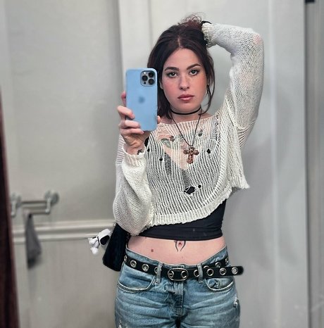 Anisa Jomha exclusive actress picture