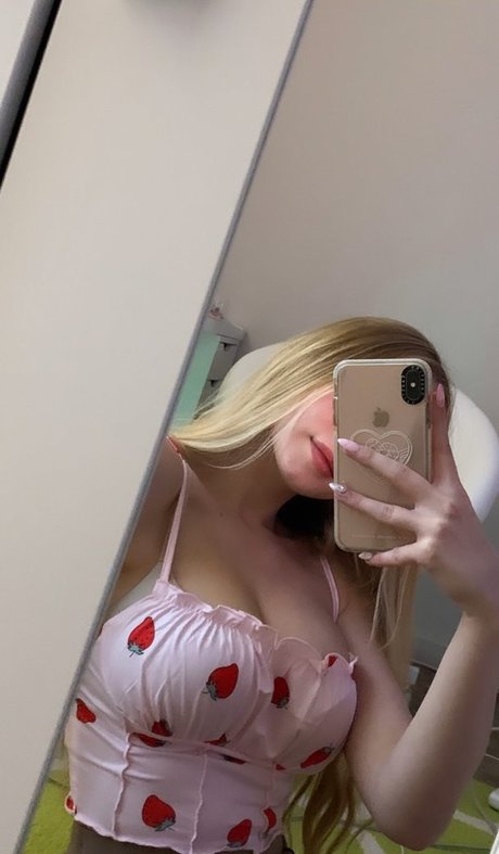 Sophia Diamond sexy model pictures