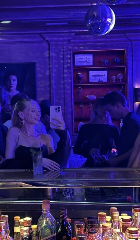 Sophia Diamond pornstar exclusive pic