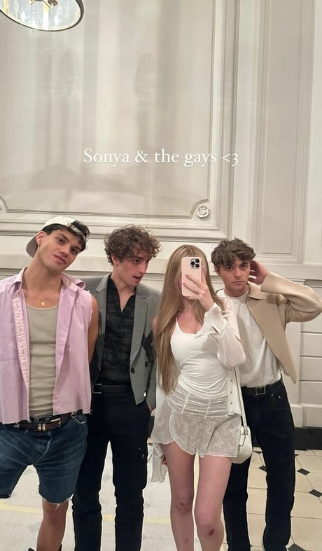 Sophia Diamond hd star images