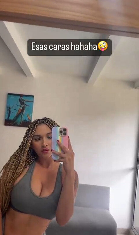 Jackiebabigirl model hd photos