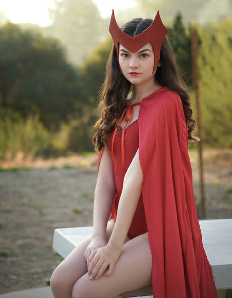 Mina Kess pretty star archive