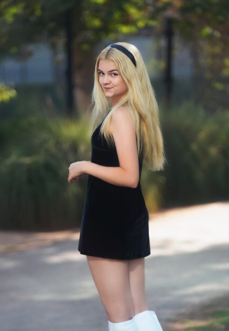 Mina Kess Profile pic