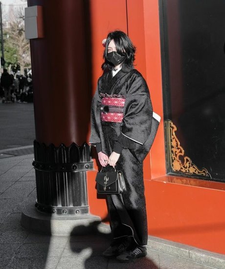 Pitayaq naked actress photos