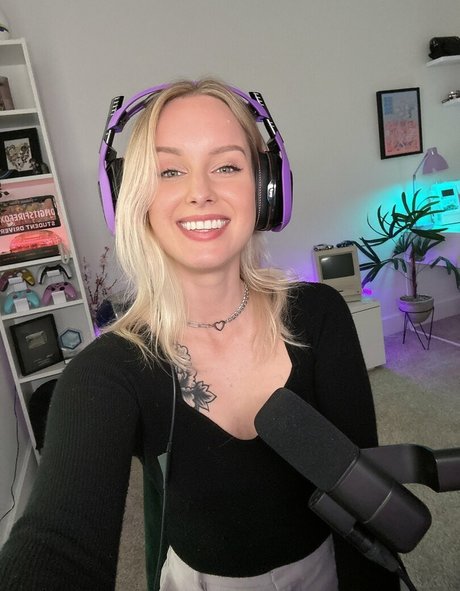 Sonja Reid model sexy picture