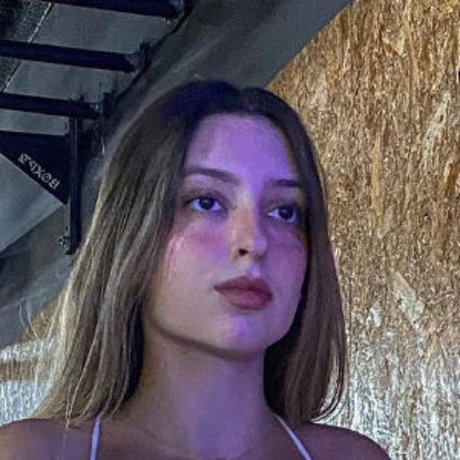 Ana Maciel art model photos