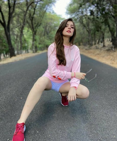 Aruuu pornstar free picture