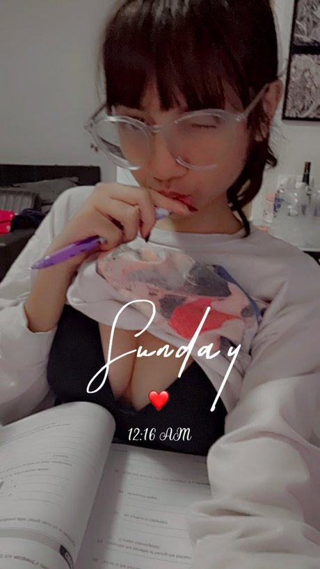 Harlinder Draculin star erotic galleries