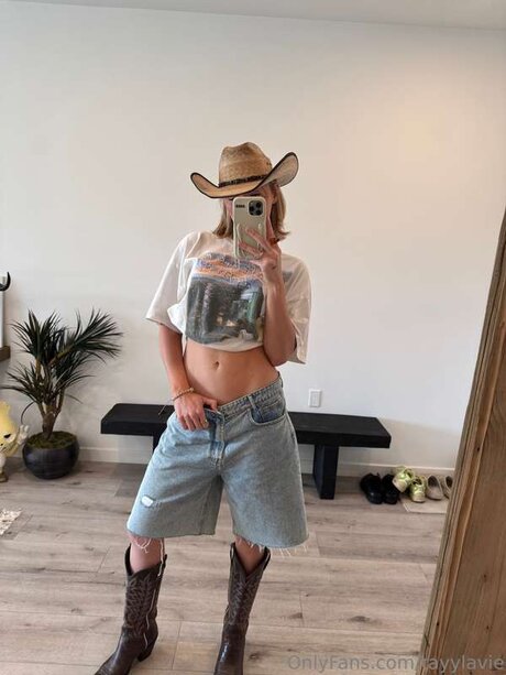 Tayylavie sex star galleries