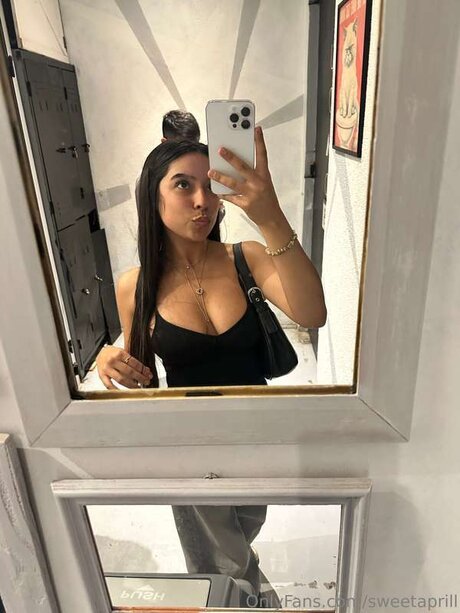 Sweetaprill nudes pornstar photos