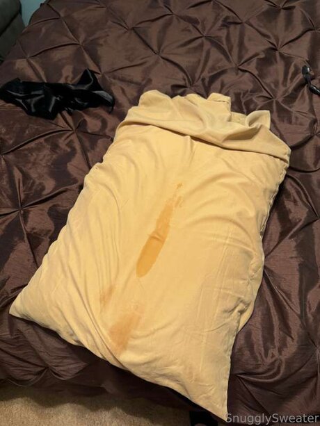 Snugglysweaterof xxx model archive