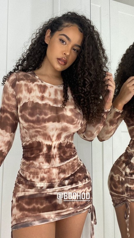 Malaika Terry pornstar naked photo