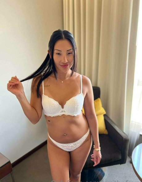 lexithefoxy model xxx gallery