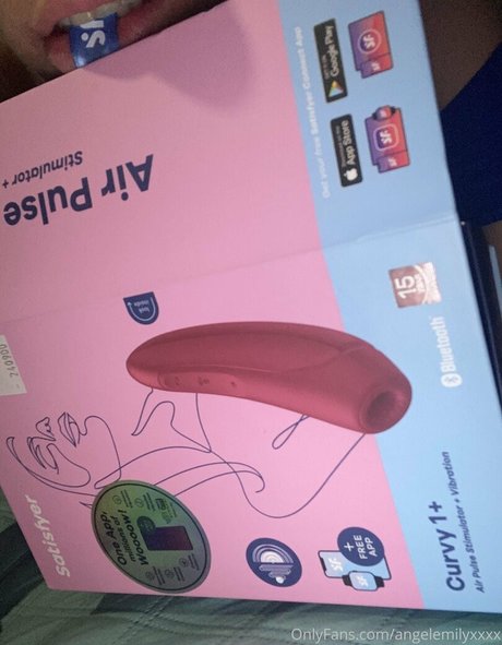 angelemilyxxxx pornstar nudes photo