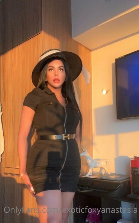 exoticfoxyanastasia star pornographic image