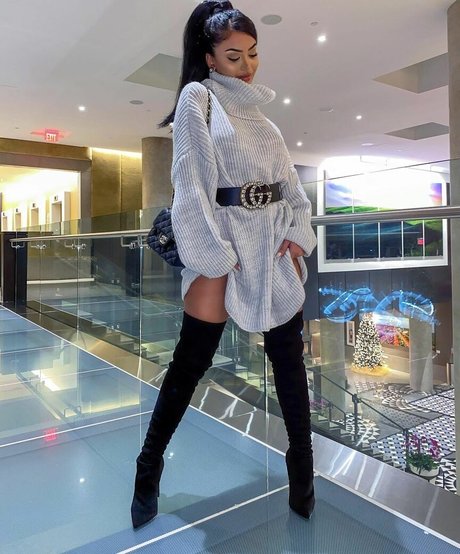 Aneeqa Farid adult star gallery