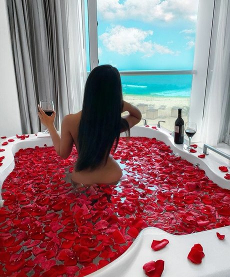 Aneeqa Farid nudes pornstar images