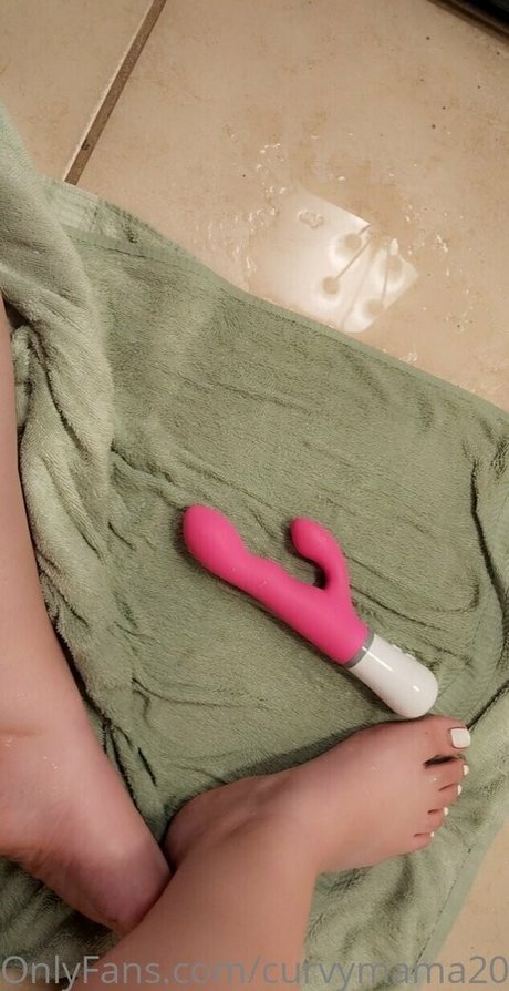 curvymama2021 free actress photos