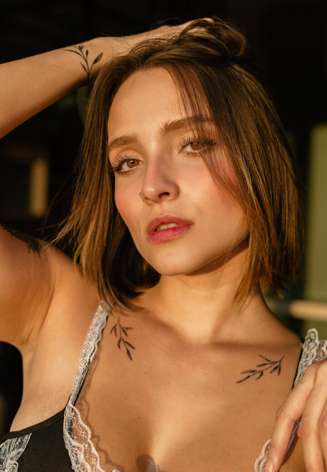 Clara Rosania sex pornstar images