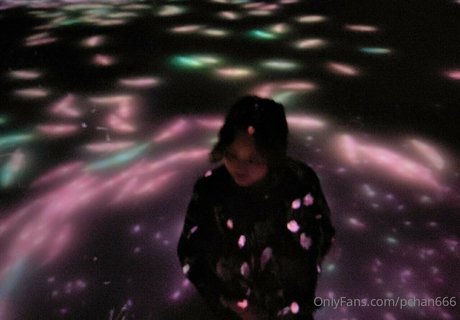 Pchan666 sexy model photo