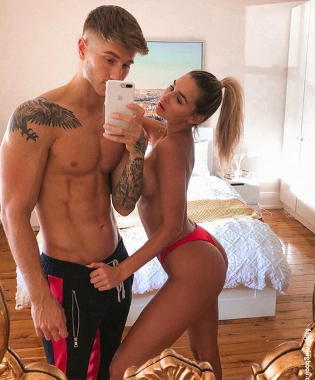 Madison Edwards star top picture